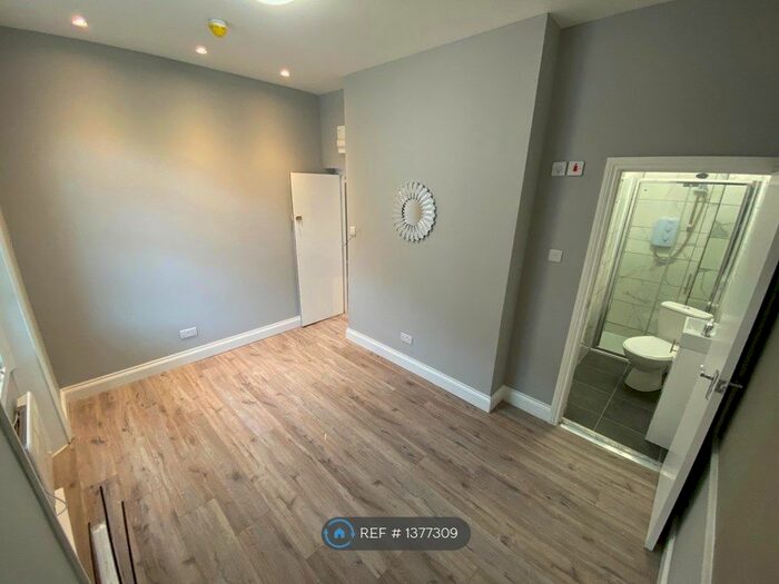 Studio To Rent In Studio Pimlico Tube Zone, London, Pimlico, SW1V