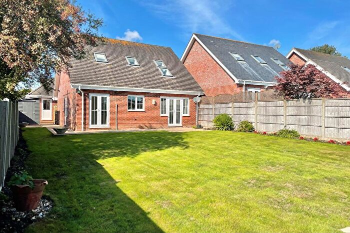 4 Bedroom Detached House For Sale In Ellison Gardens, Fareham, PO14