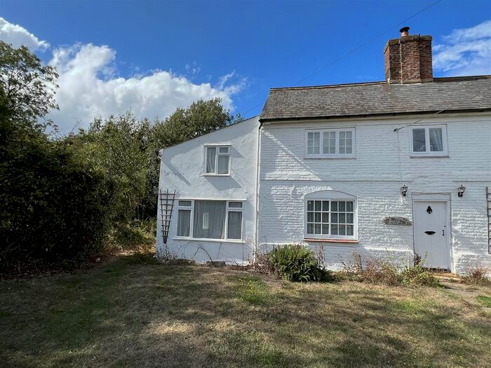 2 Bedroom Semi-Detached House To Rent In The Street, Stockbury, Sittingbourne, ME9