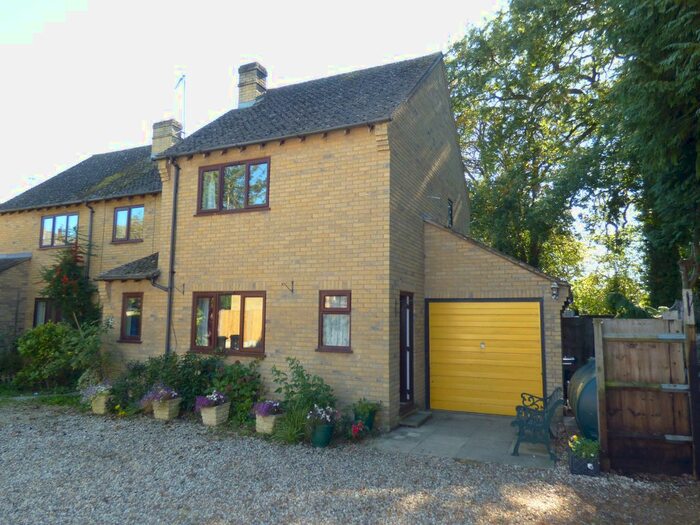 2 Bedroom End Of Terrace House For Sale In Cotswold Corner, Great Rollright, OX7