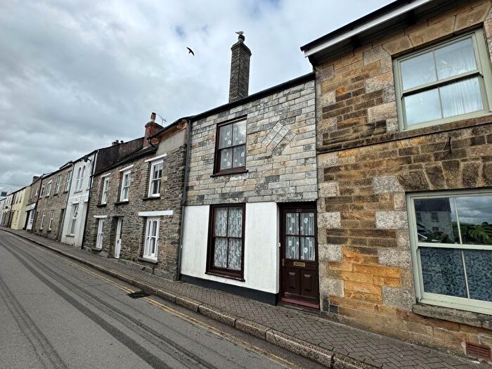 2 Bedroom Property For Sale In Fore Street, St. Columb, TR9