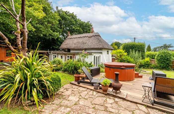 4 Bedroom Detached House For Sale In Wimborne Road, Wimborne, BH21