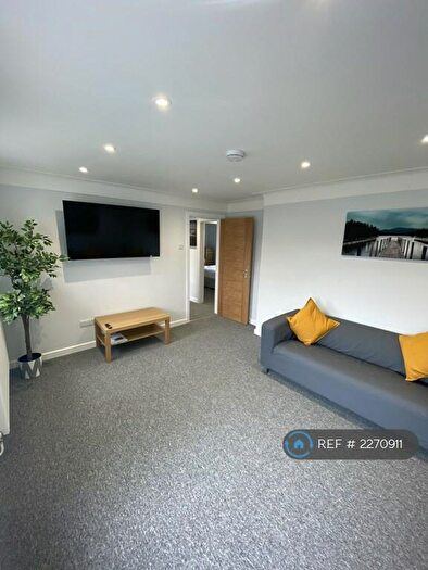 2 Bedroom Flat To Rent In Orchard Lodge, Ormskirk, L39