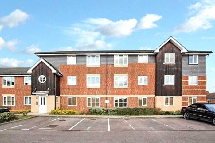 1 Bedroom Flat To Rent In Wenham Place, Hatfield, Hertfordshire, AL10