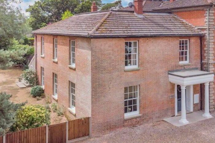 4 Bedroom Semi-Detached House To Rent In The Green, Attleborough, NR17