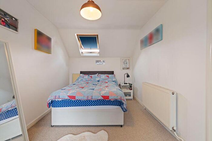 5 Bedroom Detached House For Sale In Kidd Road, Chichester, PO19