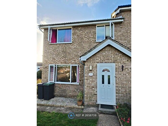 3 Bedroom Semi-detached House To Rent In Thirlmere Drive, Stowmarket, IP14