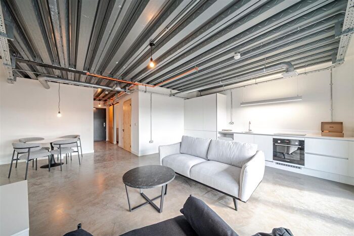 2 Bedroom Flat To Rent In District Lofts, Climate Innovation District, LS9