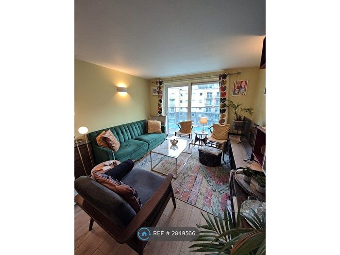 2 Bedroom Flat To Rent In Building, London, SE18