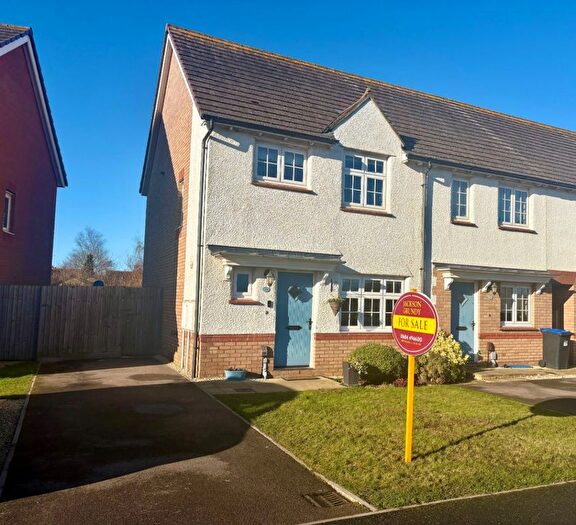 3 Bedroom End Of Terrace House For Sale In Moorbridge Road, Moulton, Northampton, NN3