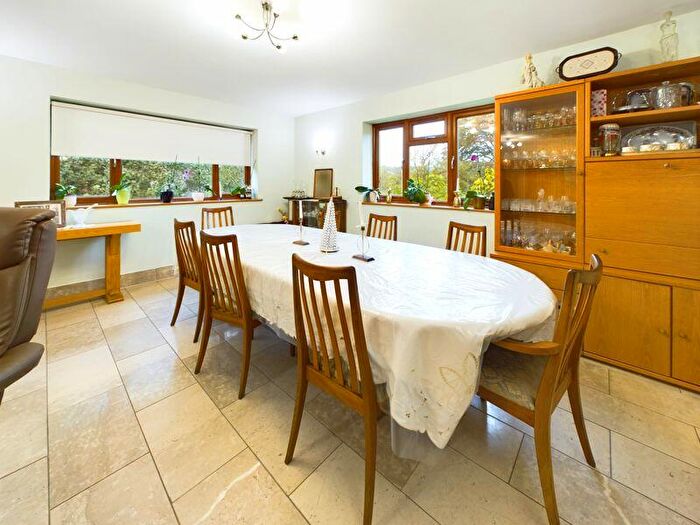 4 Bedroom Detached House For Sale In Tandridge Hill Lane, Godstone, RH9