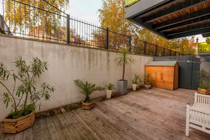 2 Bedroom Flat To Rent In Printworks Apartments, Brixton, SE5