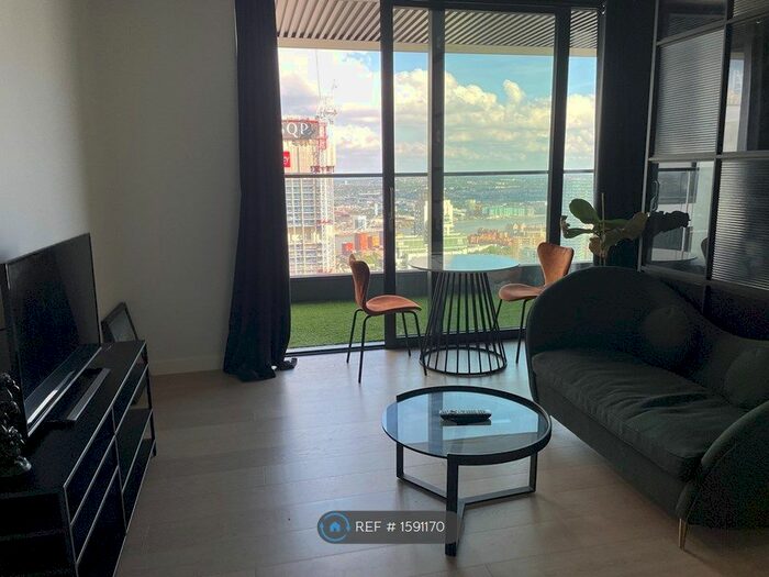 Studio To Rent In Hobart Building, London, E14