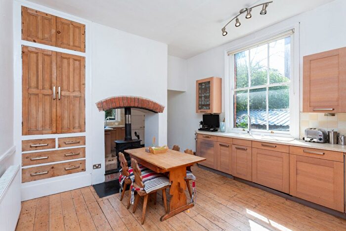 5 Bedroom Semi-detached House For Sale In Garstang Road, Fulwood, PR2