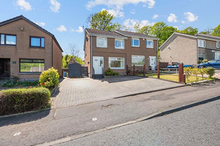 3 Bedroom Semi Detached House For Sale In Dunbar Place, Kirkcaldy, KY2