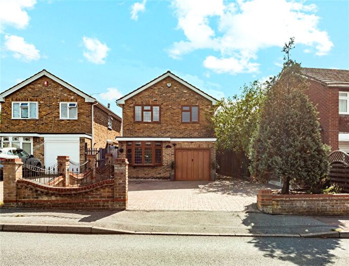 4 Bedroom Detached House For Sale In Church Lane, Wyatts Green, Brentwood, Essex, CM15