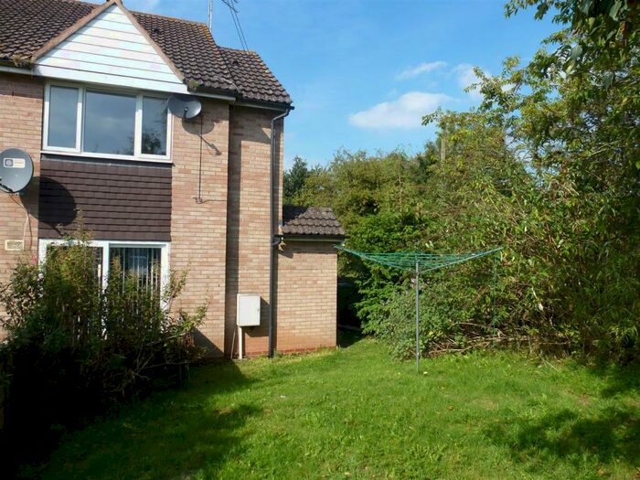 2 Bedroom Maisonette To Rent In Lower Cladswell Lane, Cookhill, Alcester, B49