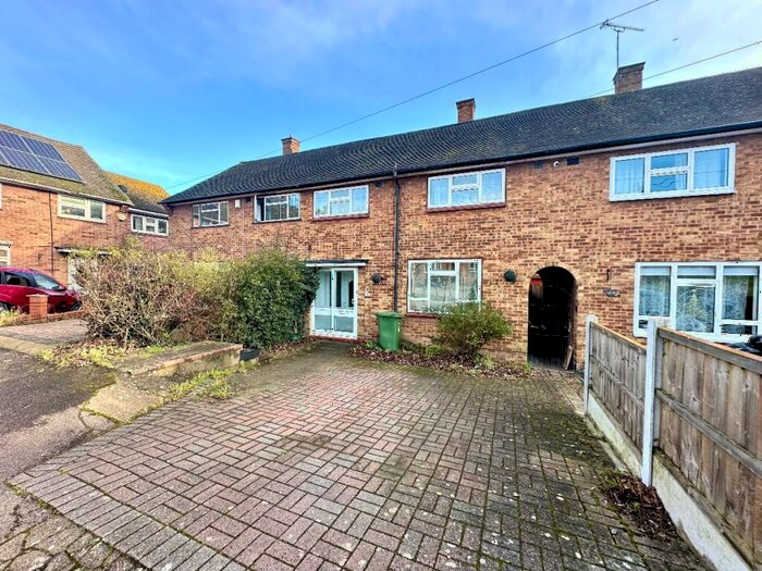 3 Bedroom Terraced House To Rent In Dagnam Park Square, Romford, RM3