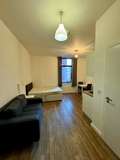 1 Bedroom Flat To Rent In Moorfields, Liverpool, L2