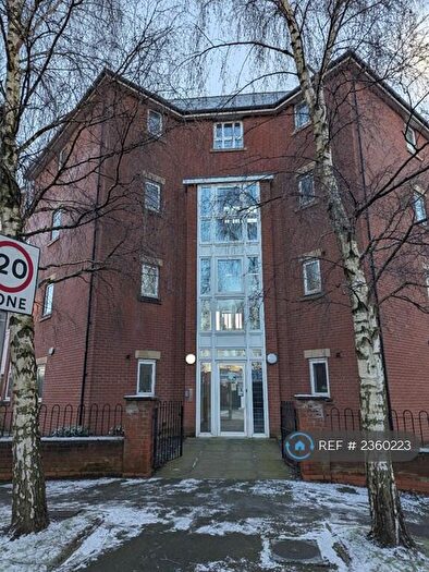 2 Bedroom Flat To Rent In Chorlton Road, Manchester, M15