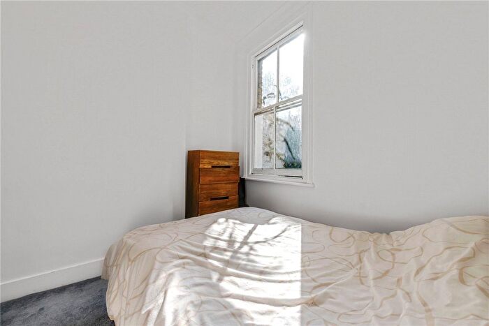 1 Bedroom Flat For Sale In Hugon Road, London, SW6