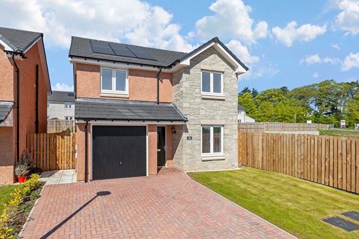4 Bedroom Detached House For Sale In Fox Bay Walk, Penicuik, EH26
