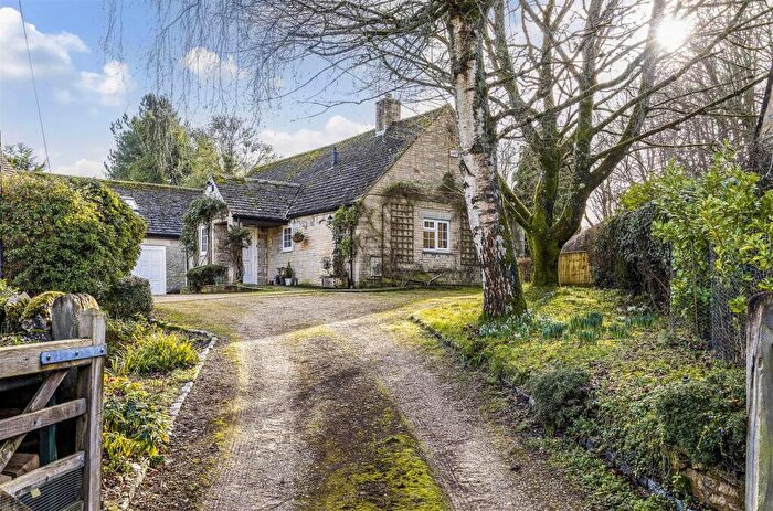 4 Bedroom Detached House For Sale In Ramsden, Oxfordshire, OX7