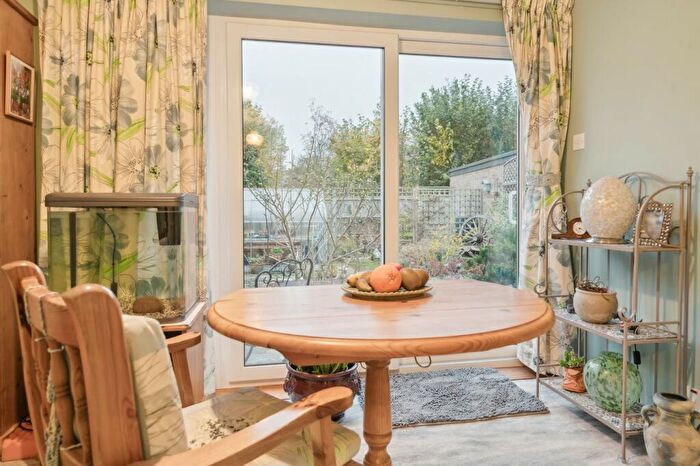 2 Bedroom Semi-Detached Bungalow For Sale In Latchmore Close, Hitchin, SG4