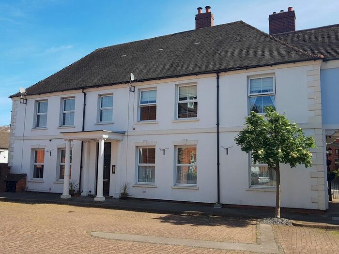 2 Bedroom Flat To Rent In Parkfield Court, Coleshill, B46