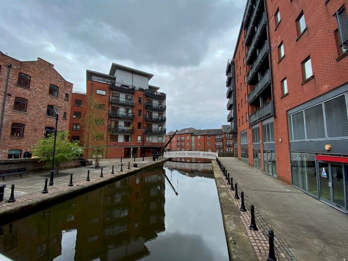 2 Bedroom Apartment To Rent In Whittles Croft, Ducie Street Piccadilly Basin, Manchester, M1