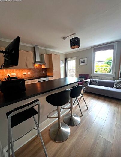 3 Bedroom Flat To Rent In Frankley Buildings, Bath, BA1
