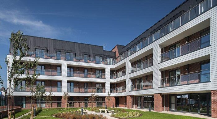 2 Bedroom Apartment To Rent In Bowes Street, Manchester, Greater Manchester, M14