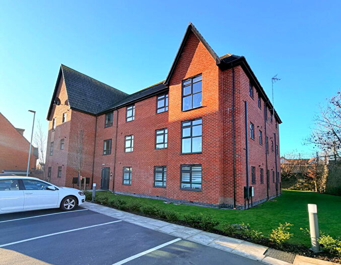 2 Bedroom Flat For Sale In Guide Court, Audenshaw, Manchester, M34