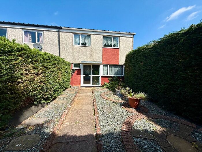 4 Bedroom End Of Terrace House For Sale In Hawke Road, Daventry, NN11