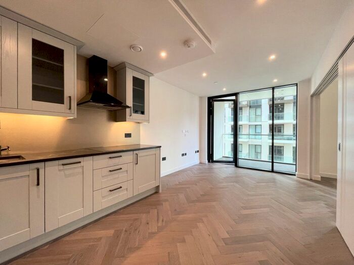 Studio To Rent In Inglefield Square, Prusom Street, London, E1W