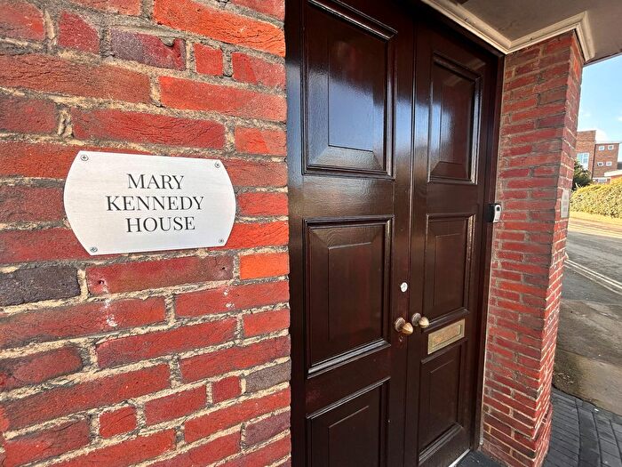 1 Bedroom Flat For Sale In Flat G Mary Kennedy House, Broadway Didcot, OX11