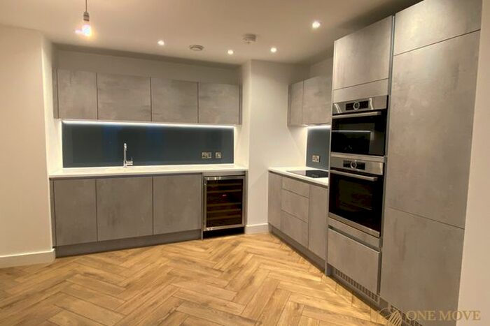 2 Bedroom Flat To Rent In Silvercroft Street, Manchester, Lancashire, M15