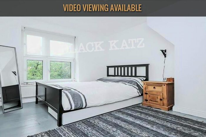 2 Bedroom Flat To Rent In Wandsworth Road, London SW8