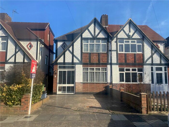 3 Bedroom Semi-Detached House To Rent In Evelyn Close, Twickenham, TW2