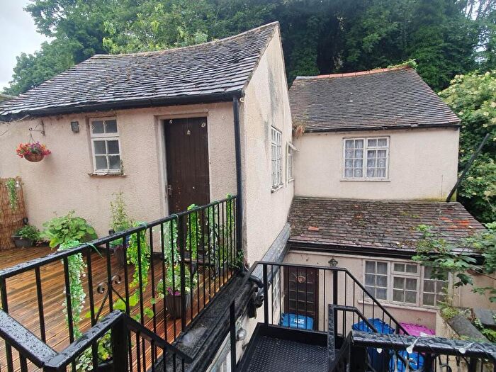 2 Bedroom Block Of Apartments For Sale In C & D Market Street, Tamworth, Staffordshire, B79