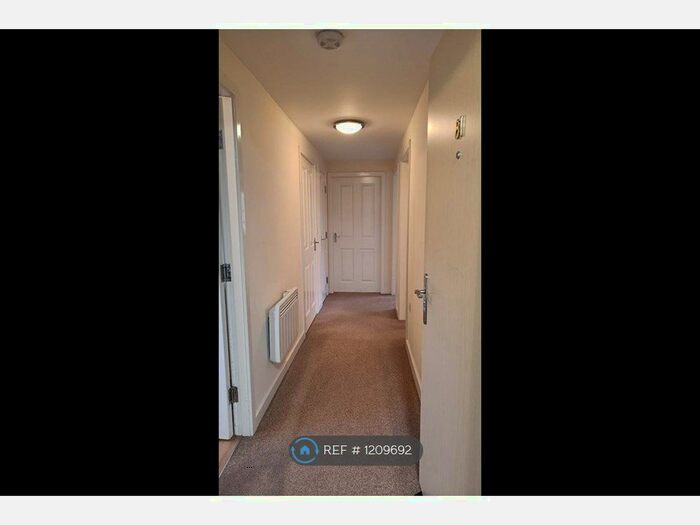 2 Bedroom Flat To Rent In Gardeners End, Rugby, CV22