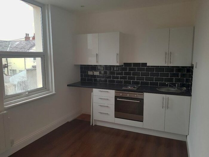 1 Bedroom Flat To Rent In Burlington Road, Blackpool, FY4
