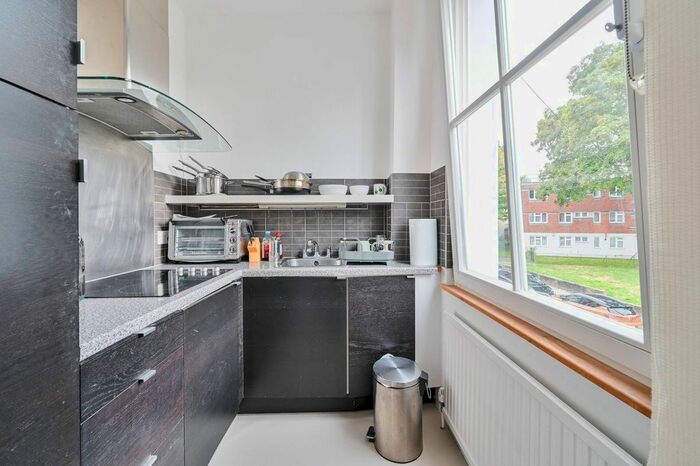 1 Bedroom Flat To Rent In Allcroft Road, Kentish Town, London, NW5