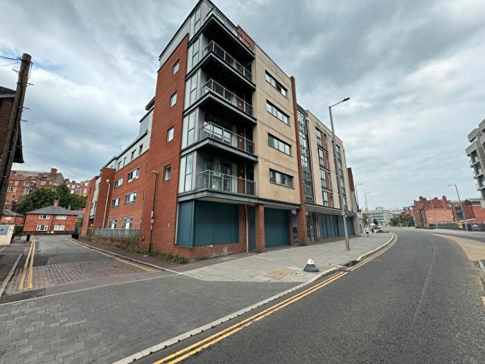 1 Bedroom Flat To Rent In Canal Street, Nottingham, Nottinghamshire, NG1