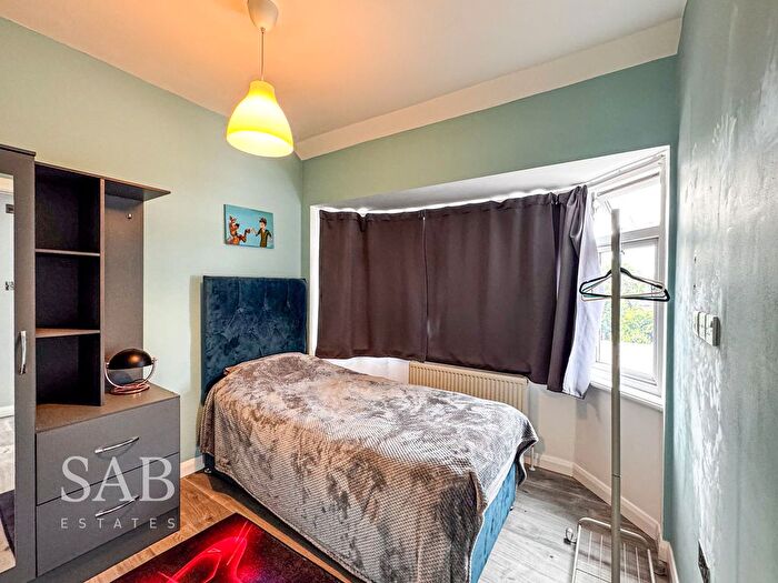 1 Bedroom End Of Terrace House To Rent In Devonshire Road, Southall, UB1