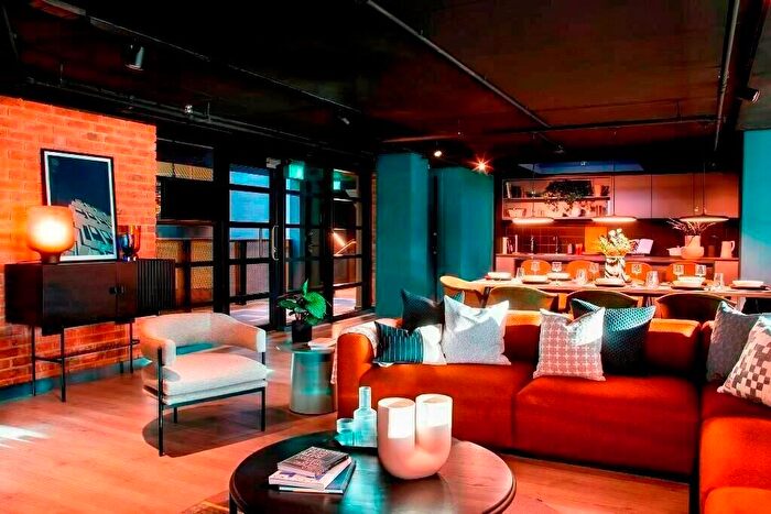 1 Bedroom Flat To Rent In Mustard Wharf At Tower Works, Heritage Collection, LS11