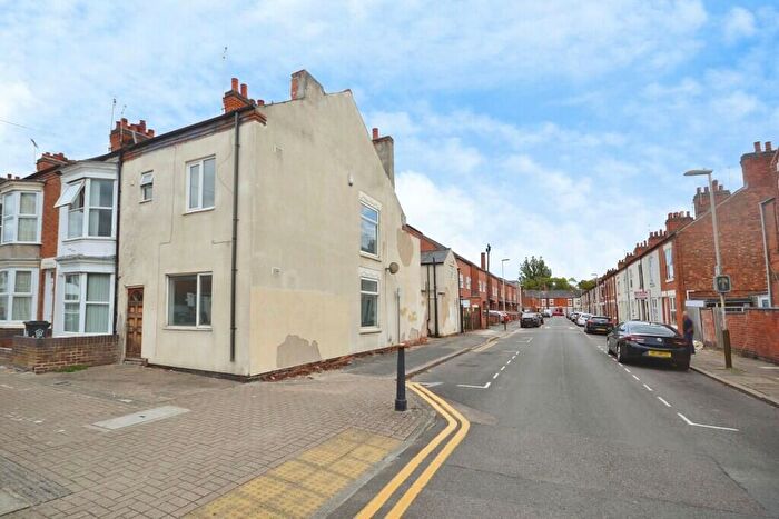 4 Bedroom End Terrace House For Sale In Wilberforce Road, Leicester, LE3
