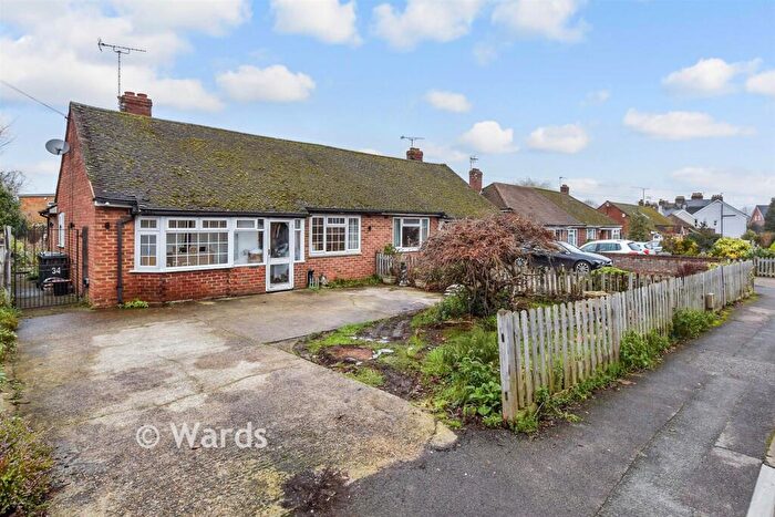 2 Bedroom Semi-Detached Bungalow For Sale In Offham Road, West Malling, Kent, ME19