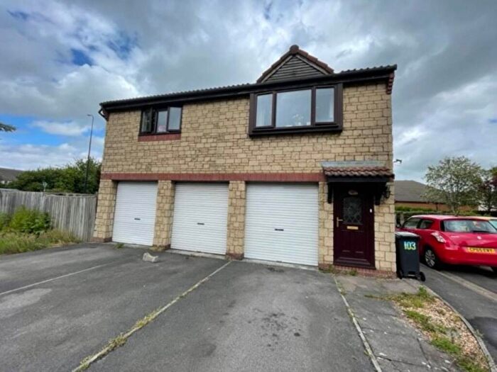 1 Bedroom Coach House To Rent In Pennycress, Locking Castle, Weston-super-Mare, BS22