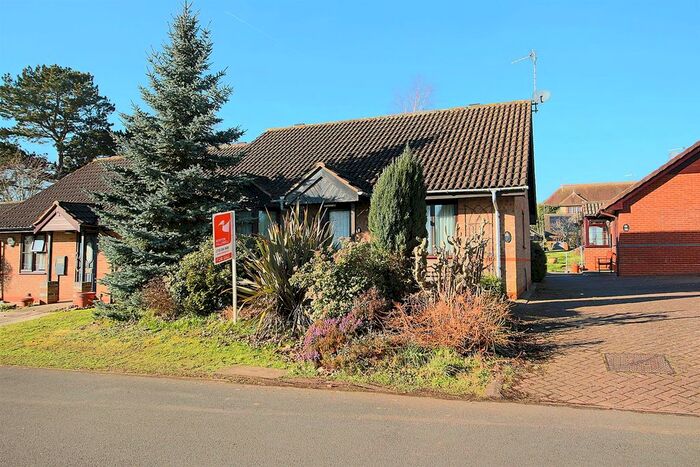 2 Bedroom Semi-Detached Bungalow For Sale In Spinney Drive, Botcheston, Leicester, LE9
